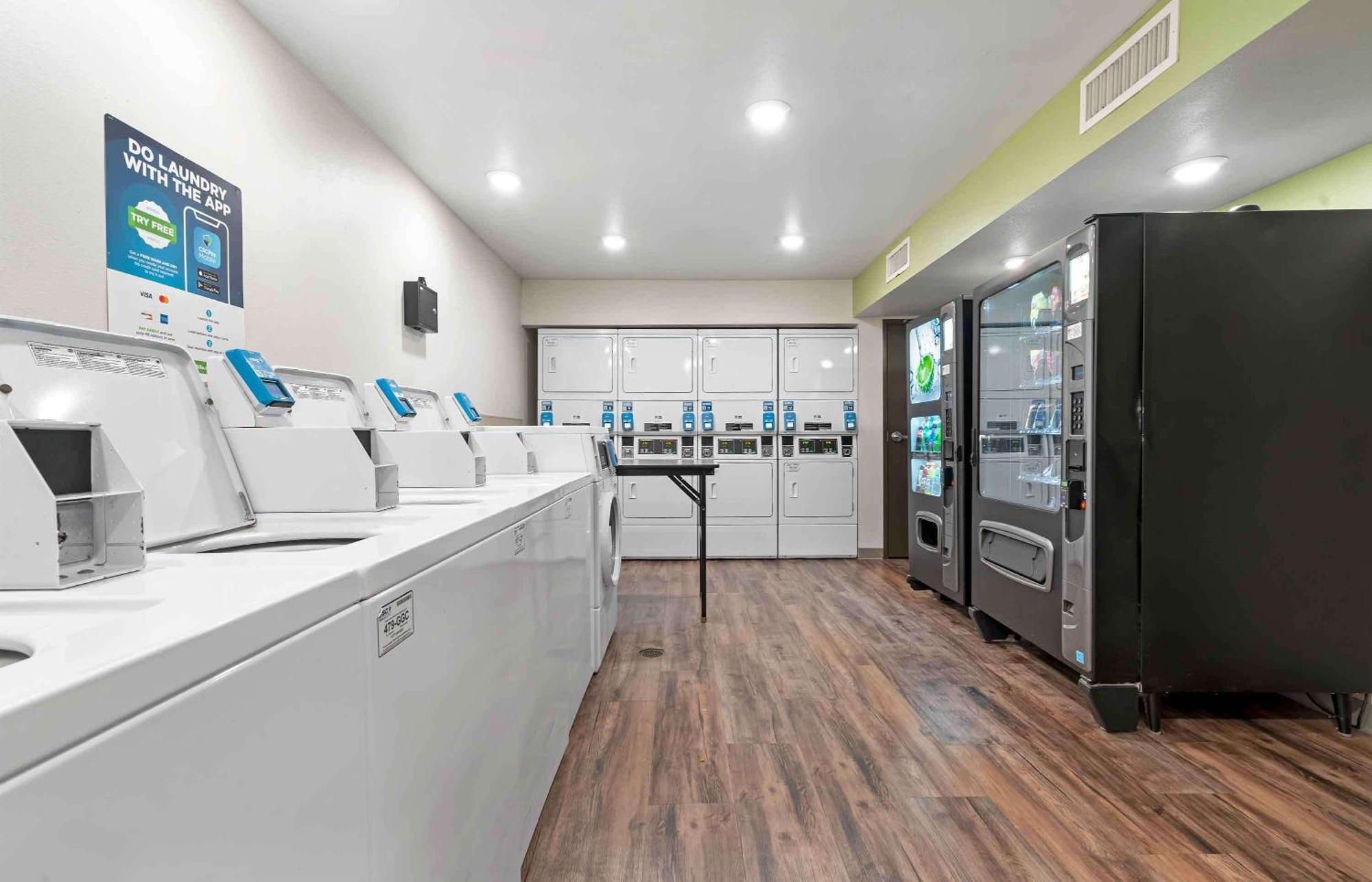 Extended Stay America Select Suites - Orlando - Airport מראה חיצוני תמונה